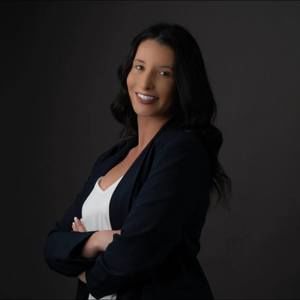 Meet your Posher, Chanel